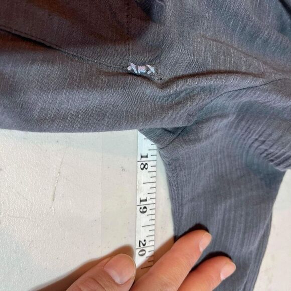 Anthropologie‎ Paper Locket Gray Crepe Drapey Contrast Blue Stitch Top Shirt XS - Picture 8 of 13